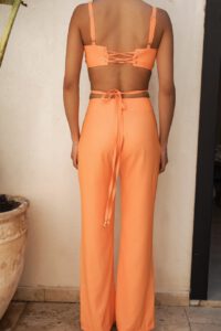 Resort set orange hover